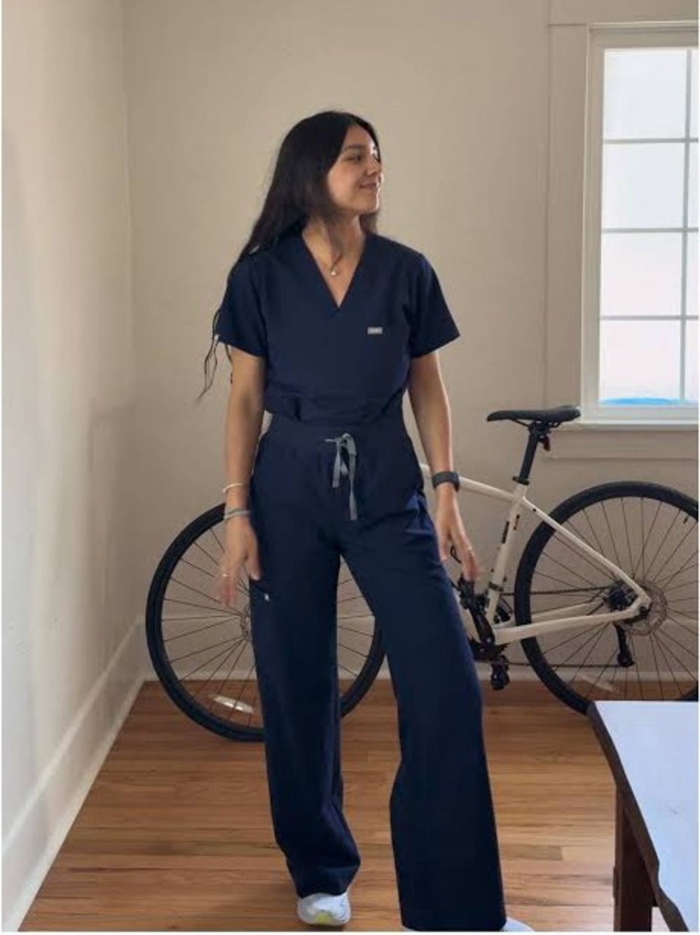 Figs Navy Catarina One-Pocket Top and Kade Scrub Pants Set
